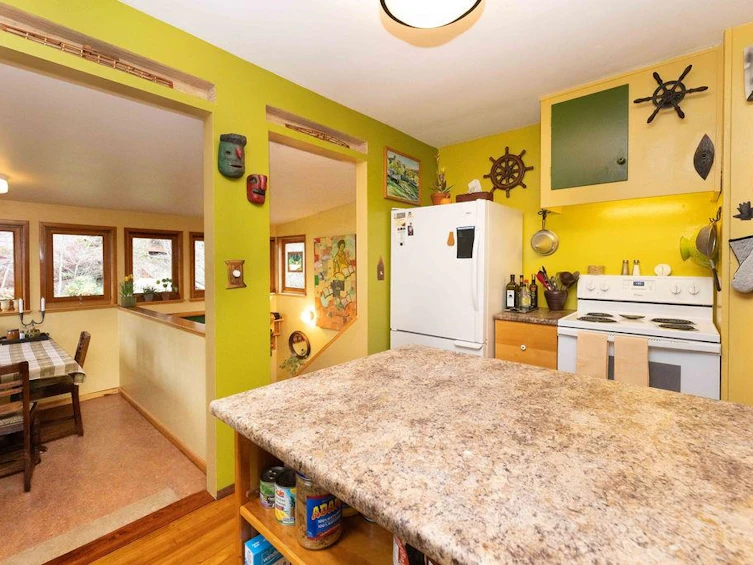 4676 Whitaker Road, Sechelt, BC, V7Z 0E6 - 9