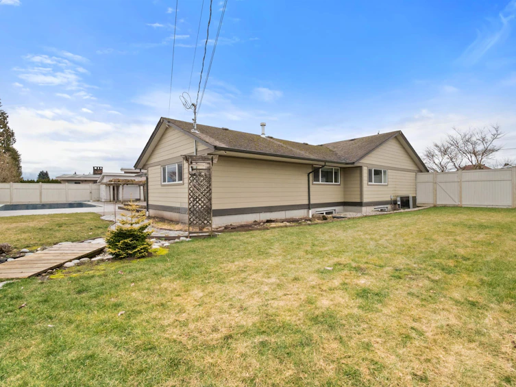 9836 Inglewood Crescent, Chilliwack, BC, V2P 5L7 - 37