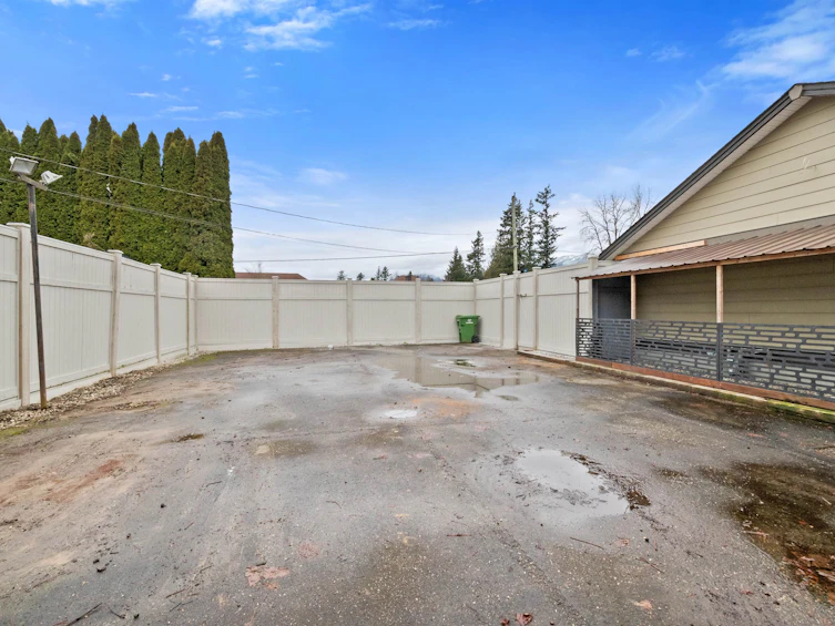 9836 Inglewood Crescent, Chilliwack, BC, V2P 5L7 - 39