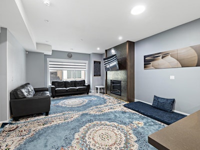 17-6971 122 Street - 3