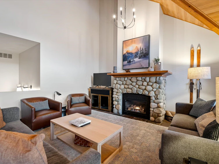 4821C Casabella Crescent, Whistler, BC, V8E 0Z4 - 6