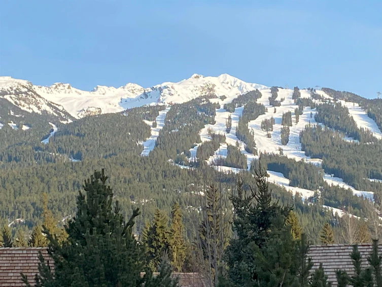 4821C Casabella Crescent, Whistler, BC, V8E 0Z4 - 3