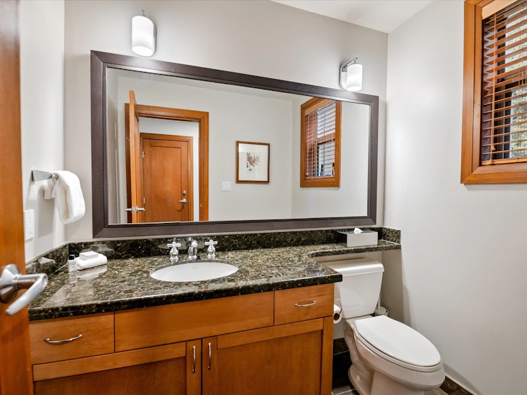 4821C Casabella Crescent, Whistler, BC, V8E 0Z4 - 29