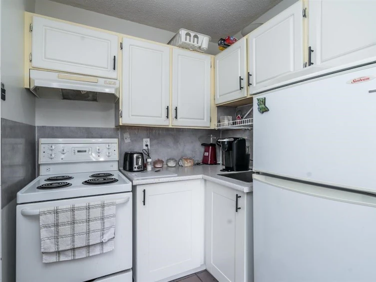 204-9477 Cook Street, Chilliwack, BC, V2P 4J8 - 12