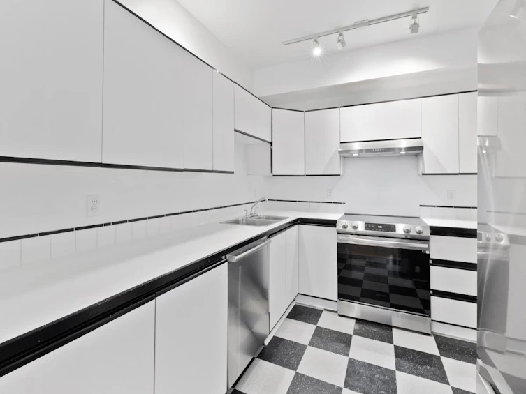 3-451 E Pender Street, Vancouver, BC, V6A 1V2 - 10