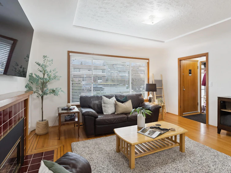 409 E Keith Road, North Vancouver, BC, V7L 1W1 - 8