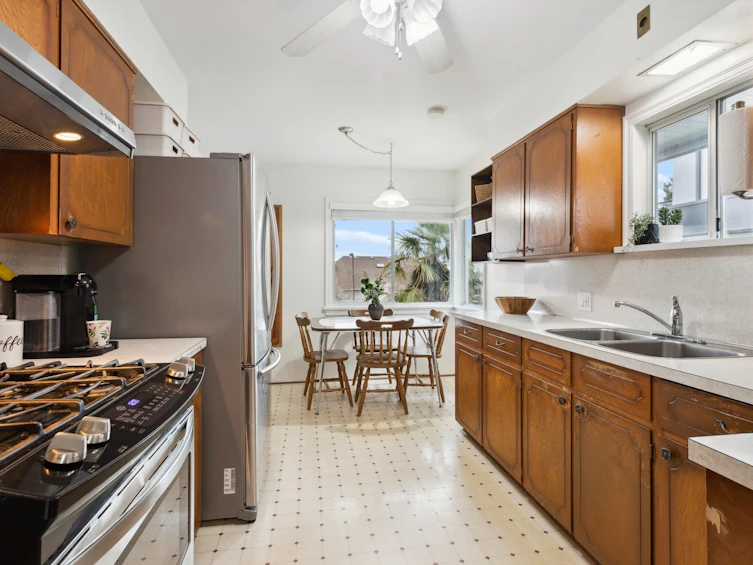 409 E Keith Road, North Vancouver, BC, V7L 1W1 - 13