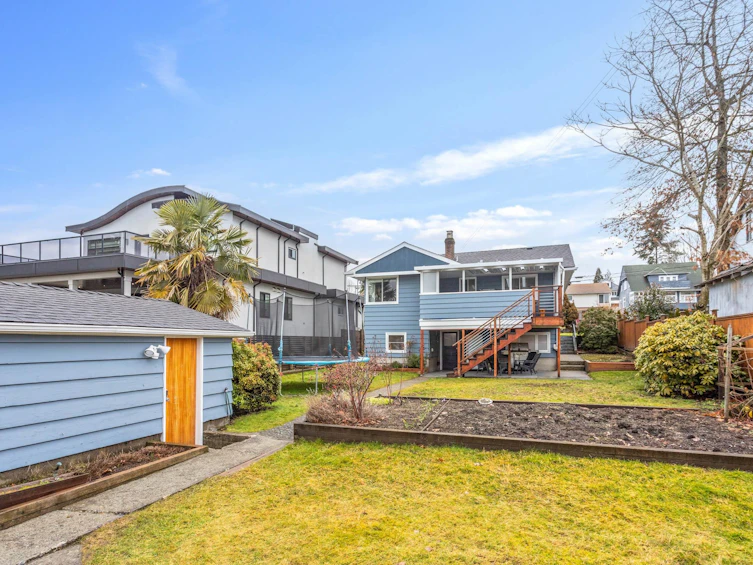 409 E Keith Road, North Vancouver, BC, V7L 1W1 - 4