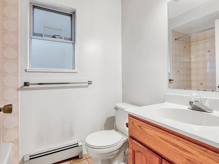 68 W 27th Avenue, Vancouver, BC, V5Y 2K3 - 19