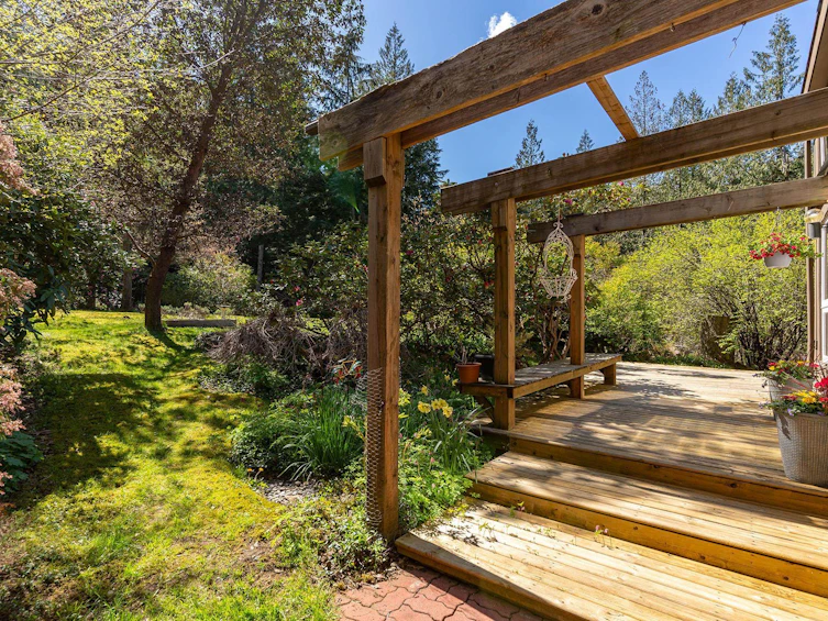 775 Carter Road, Bowen Island, BC, V0N 1G1 - 3
