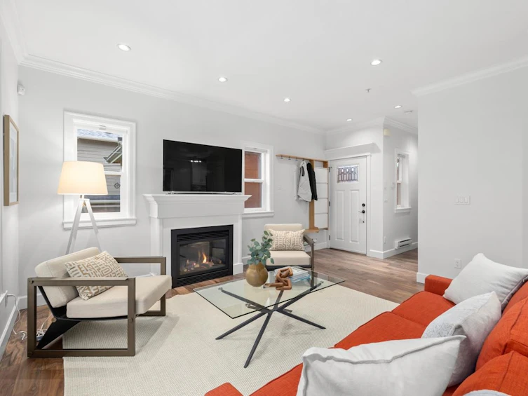 3757 Lanark Street, Vancouver, BC, V5N 3R6 - 3
