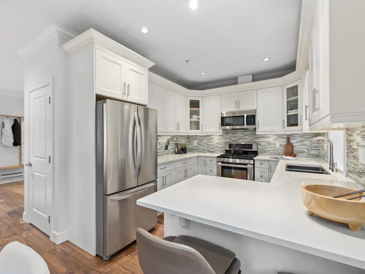 3757 Lanark Street, Vancouver, BC, V5N 3R6 - 8