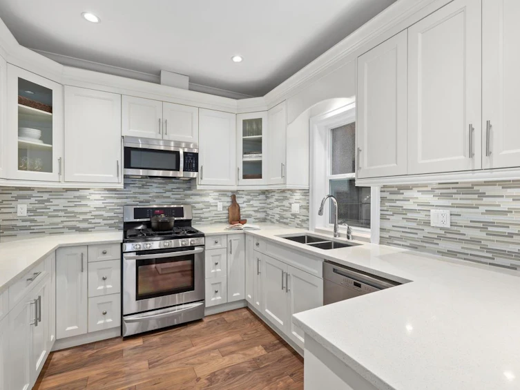 3757 Lanark Street, Vancouver, BC, V5N 3R6 - 9