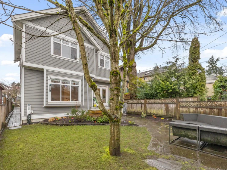 3757 Lanark Street, Vancouver, BC, V5N 3R6 - 24