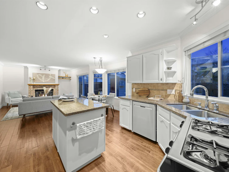 6315 45a Avenue, Delta, BC, V4K 4T5 - 10
