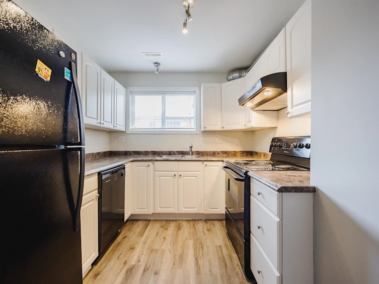 1 & 2-45821 Thomas Road, Chilliwack, BC, V2R 1B8 - 20