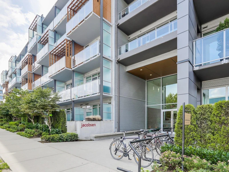 523 - 256 E 2nd Avenue, Vancouver BC V5T 0A7