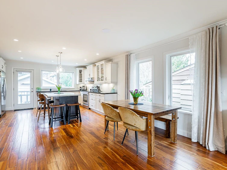 884 E 13th Street, North Vancouver, BC, V7L 2M9 - 8