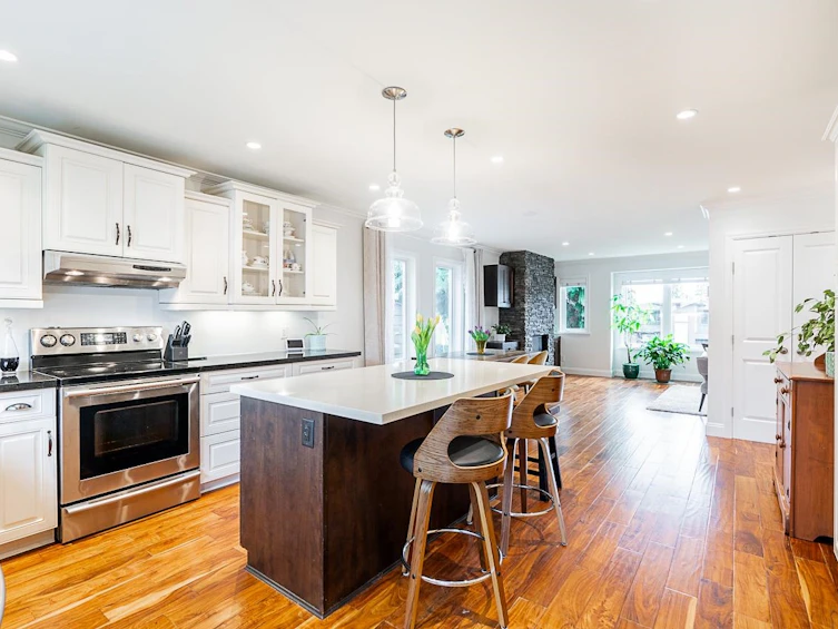 884 E 13th Street, North Vancouver, BC, V7L 2M9 - 14
