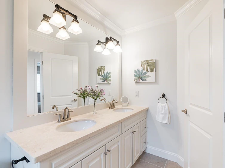 884 E 13th Street, North Vancouver, BC, V7L 2M9 - 19