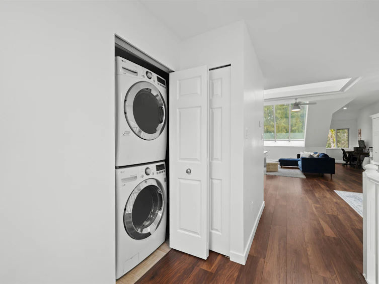 35-3960 Canada Way, Burnaby, BC, V5G 1G7 - 22