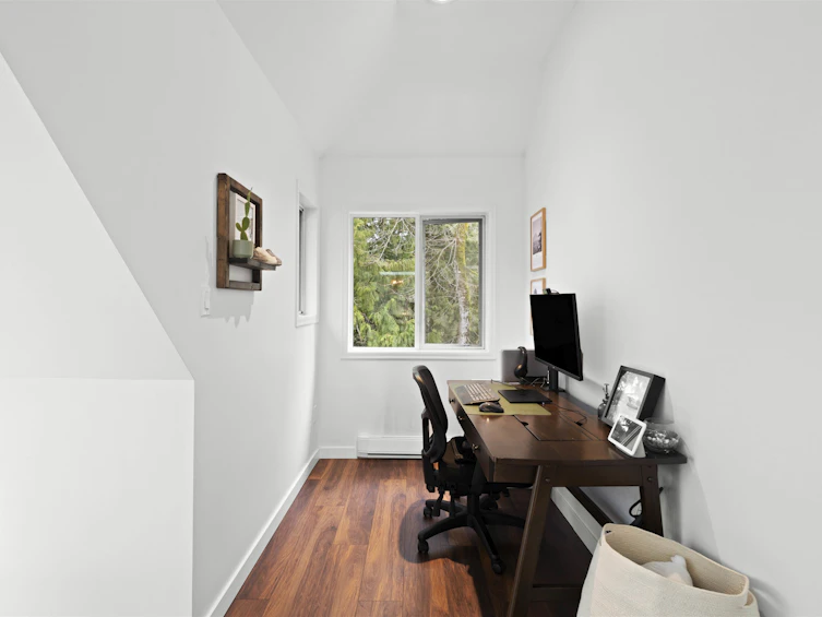 35-3960 Canada Way, Burnaby, BC, V5G 1G7 - 5