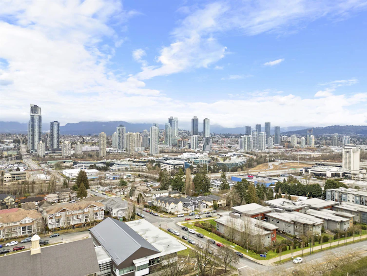 35-3960 Canada Way, Burnaby, BC, V5G 1G7 - 39