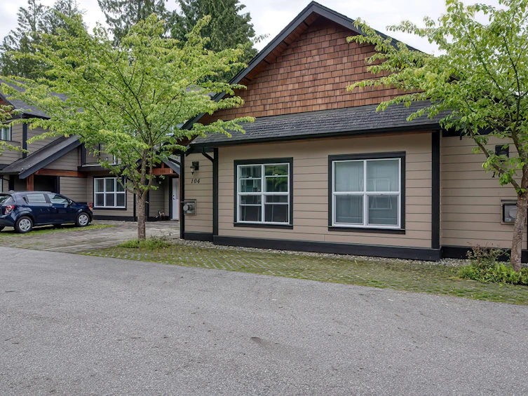 104-518 Shaw Road, Gibsons, BC, V0N 1V8 - 2