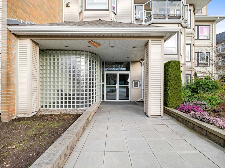 303-8142 120a Street, Surrey, BC, V3W 0N1 - 2
