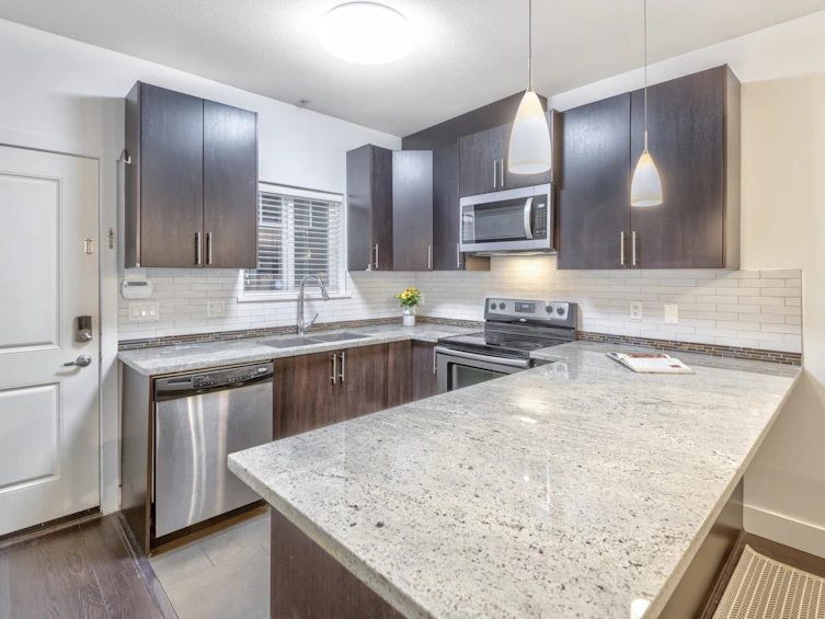 109-368 Ellesmere Avenue, Burnaby, BC, V5B 3S9 - 4