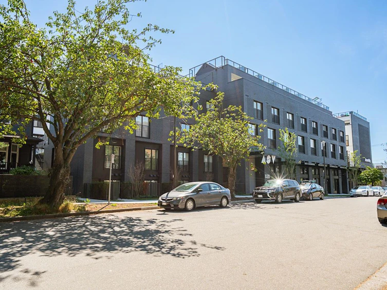 314-1120 E Georgia Street, Vancouver, BC, V6A 0K2