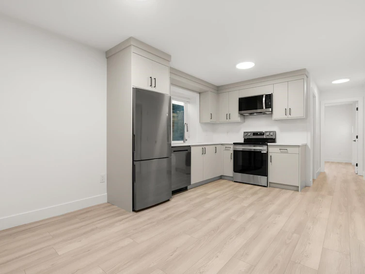 9328 Ebor Road, Delta, BC, V4C 4R3 - 25