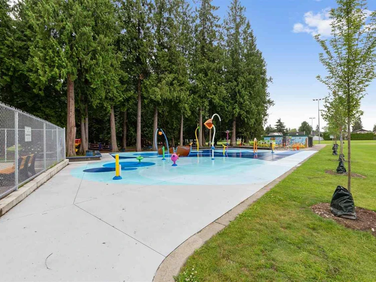 21-19141 124 Avenue, Pitt Meadows, BC, V3Y 2V6 - 35