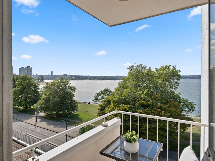 503-2095 Beach Avenue, Vancouver, BC, V6G 1Z3 - 2