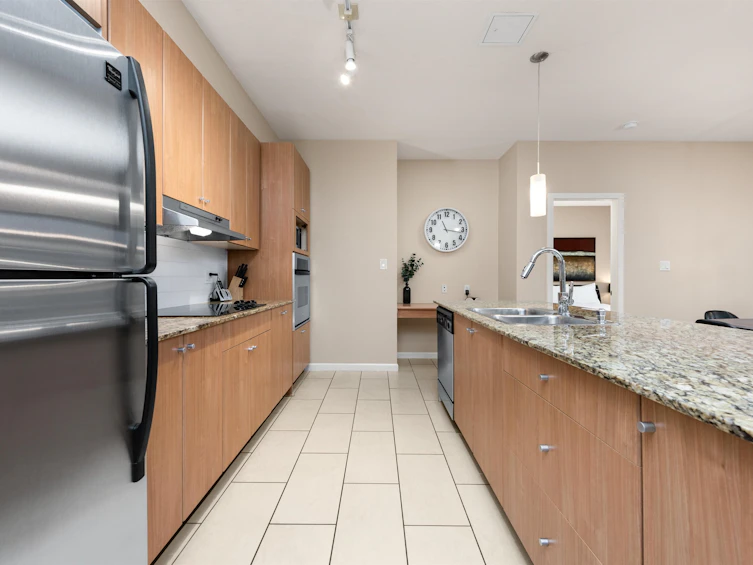 313-15322 101 Avenue, Surrey, BC, V3R 4G9 - 4
