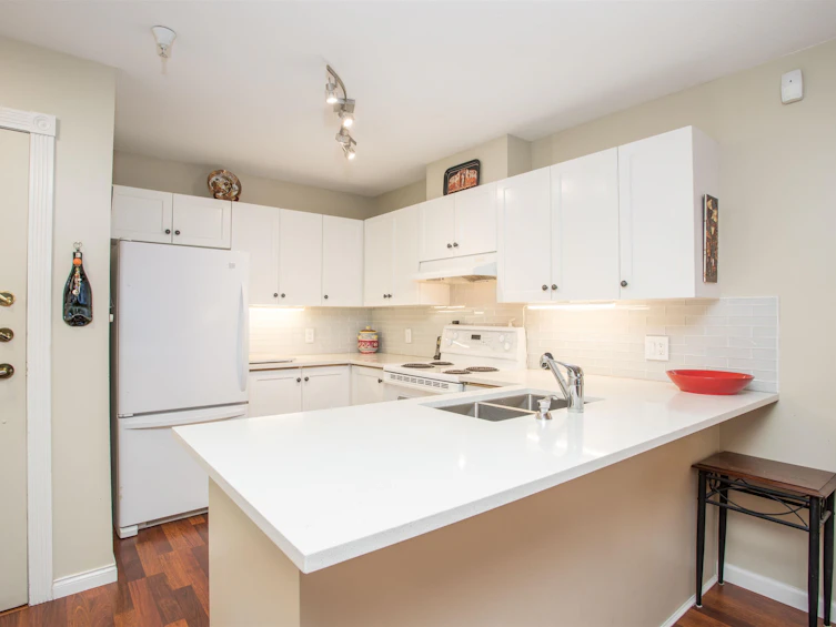 403-315 Renfrew Street, Vancouver, BC, V5K 5G5 - 2