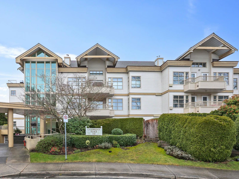 201 - 1118 55th Street, Delta BC V4M 3J8