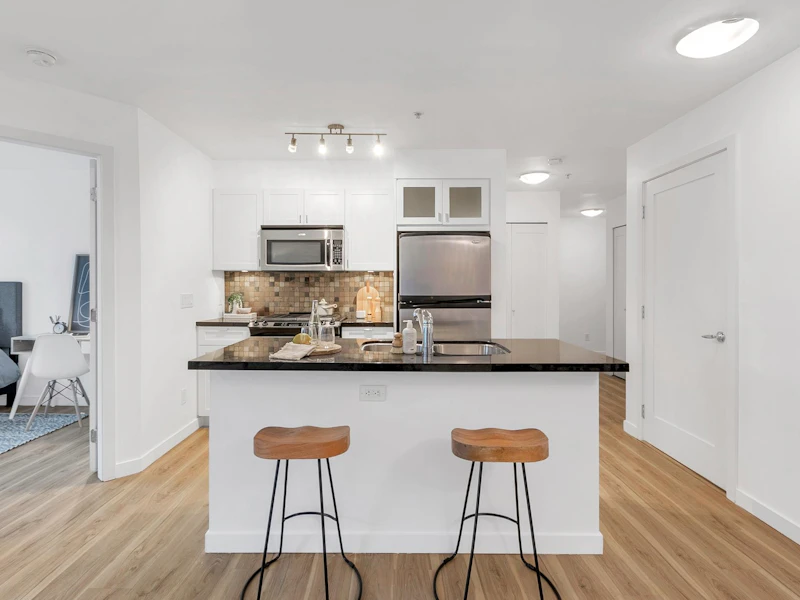 309 - 405 Skeena Street, Vancouver BC V5K 0A3