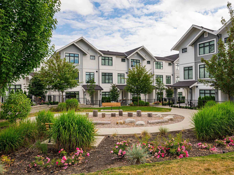 61 - 17557 100th Avenue, Surrey BC