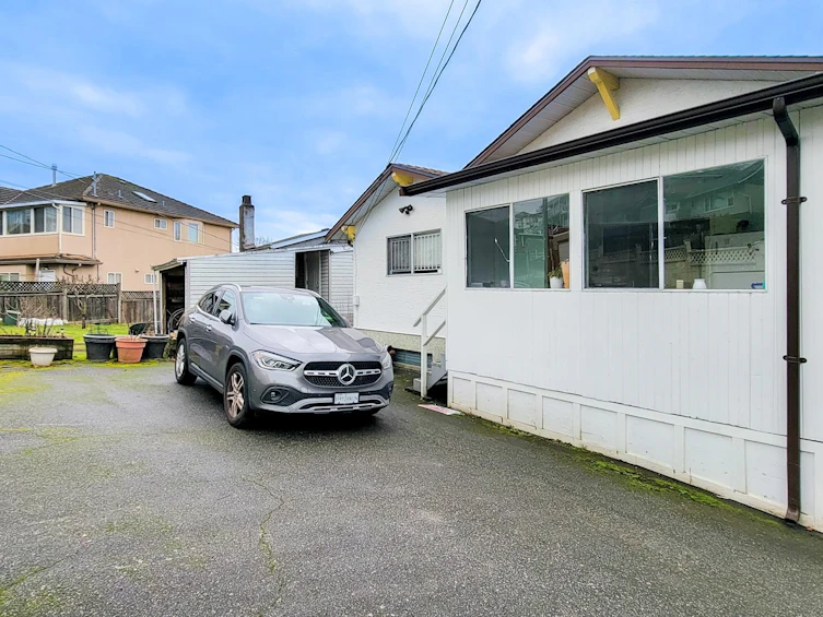 2155 Burquitlam Drive, Vancouver, BC, V5P 2P2 - 40
