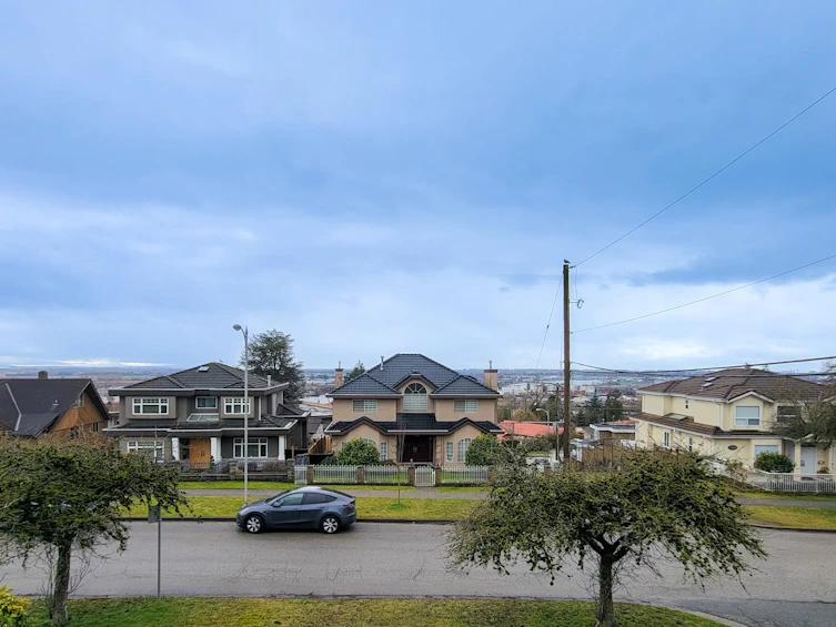 2155 Burquitlam Drive, Vancouver, BC, V5P 2P2 - 39