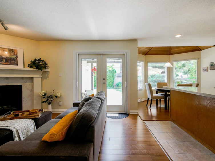 12926 19 Avenue, Surrey, BC, V4A 8K7 - 9
