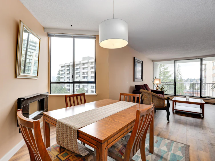 702-710 Seventh Avenue, New Westminster, BC, V3M 5V3 - 2