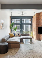 503 53 W Hastings Street