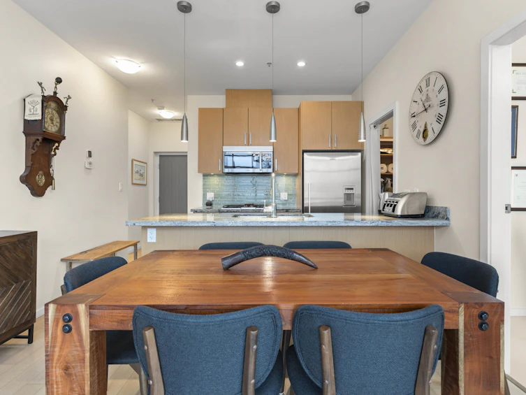 901-63 W 2nd Avenue, Vancouver, BC, V5Y 0G8 - 5