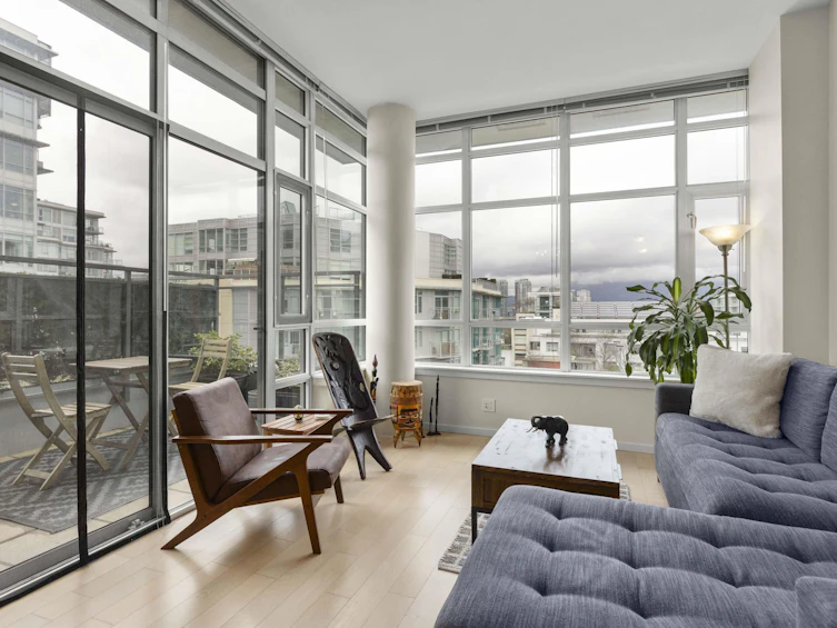 901-63 W 2nd Avenue, Vancouver, BC, V5Y 0G8 - 9
