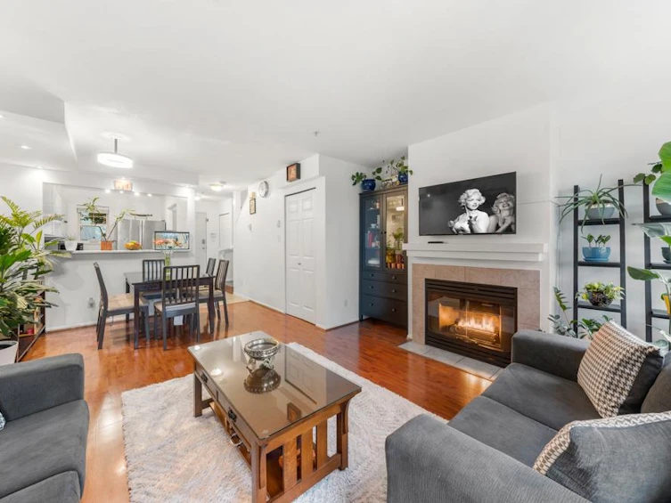 18-123 Seventh Street, New Westminster, BC, V3M 6Y2 - 2