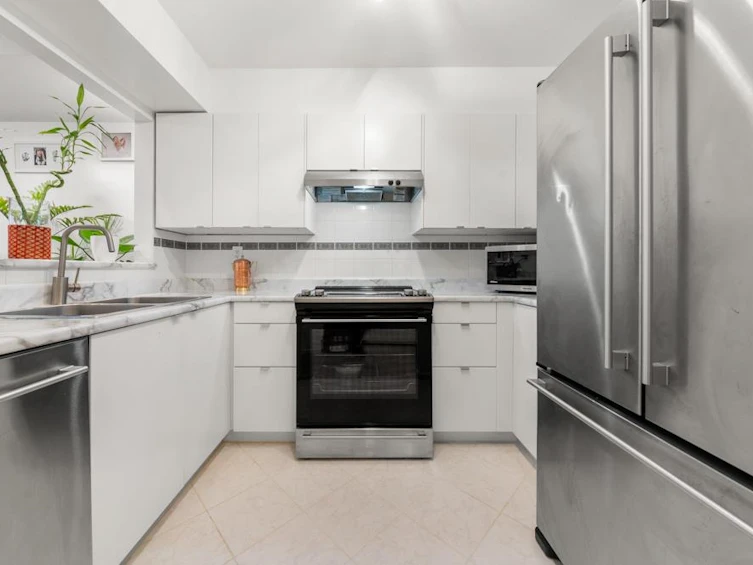 18-123 Seventh Street, New Westminster, BC, V3M 6Y2 - 15