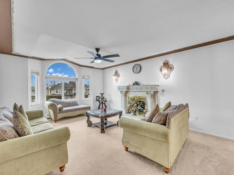 6634 124 Street, Surrey, BC, V3W 0Z3 - 5
