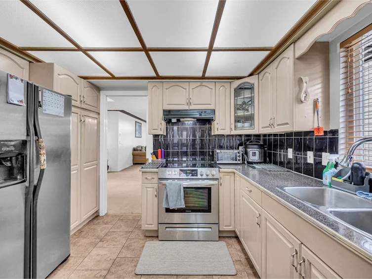 6634 124 Street, Surrey, BC, V3W 0Z3 - 14